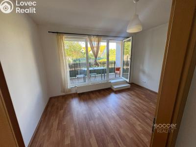 Sale apartment 2+KK Praha, Saturnova č. 1