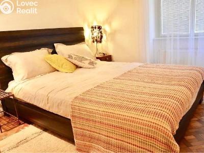 Rent apartment 2+KK Praha, Mánesova č. 3