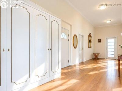 Rent apartment 5+1 Praha, Na Míčánce č. 18