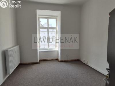Pronájem kanceláře Hradec Králové, V Kopečku č. 2