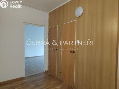 Rent apartment 2+1 Chomutov, Holešická 4740 č. 11