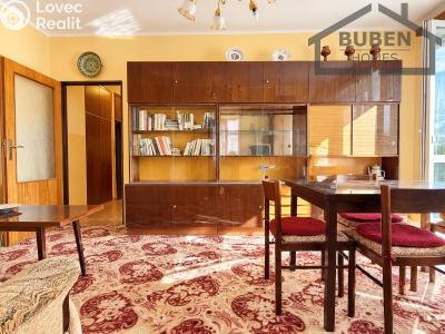 Sale apartment 3+1 Tachov, Pod Svahem 1387 č. 21