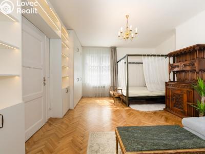 Rent apartment 2+KK Praha, Neklanova č. 9