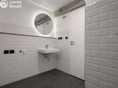 Sale apartment 3+KK Praha, Kolbenova č. 14