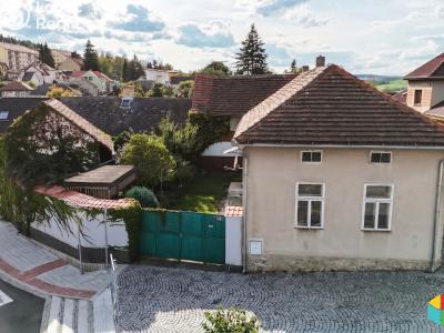 Sale family house Hořovice, Husovo náměstí č. 1