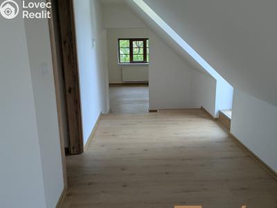 Pronájem bytu 3+KK Praha, Jeseniova č. 18