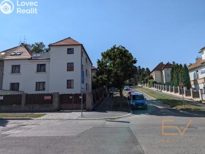 Pronájem bytu 3+KK Praha, Jeseniova č. 22