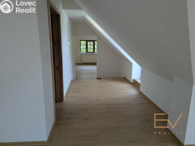 Rent apartment 3+KK Praha, Jeseniova č. 8