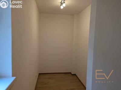 Pronájem bytu 2+KK Praha, Jeseniova č. 6