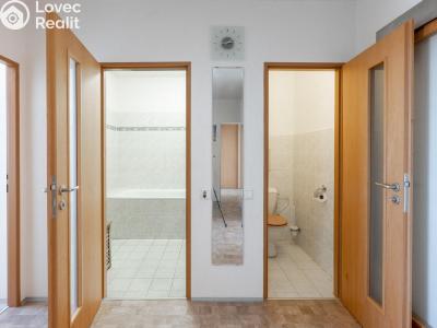 Prodej bytu 4+KK Praha, Kostřínská č. 11