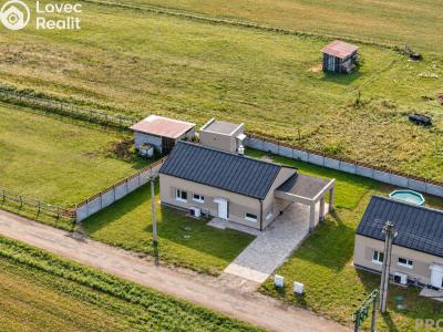 Prodej rodinného domu Kladruby nad Labem č. 1