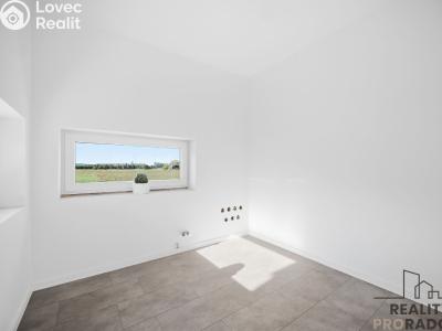 Prodej rodinného domu Kladruby nad Labem č. 12
