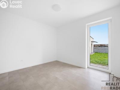 Prodej rodinného domu Kladruby nad Labem č. 25