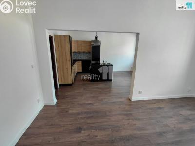 Rent apartment 3+1 Aš, Údolní č. 4