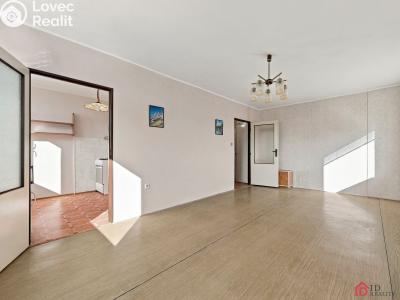 Sale apartment 2+1 Pardubice, nábřeží Závodu míru 1858 č. 14