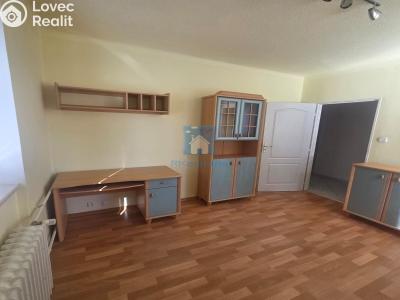 Pronájem bytu 3+1 Plzeň, Brožíkova č. 10