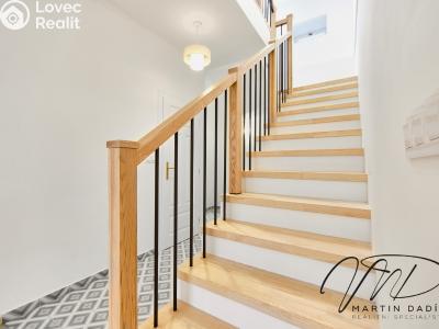 Prodej rodinného domu Velké Popovice č. 11