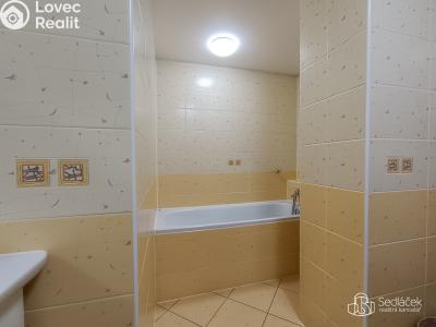 Sale apartment 2+1 Sokolov, Slavíčkova č. 6