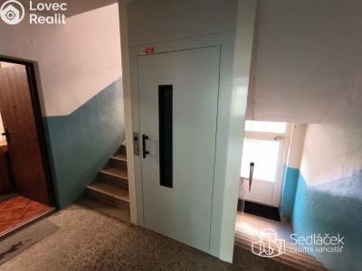 Sale apartment 2+1 Sokolov, Slavíčkova č. 13