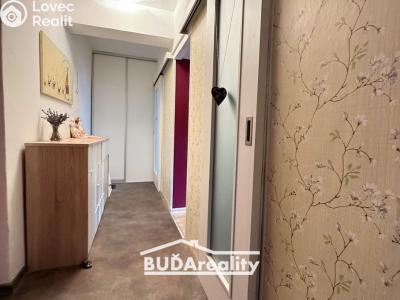 Sale apartment 2+1 Zlín, Kvítková 4124 č. 5