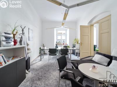 Pronájem kanceláře Pardubice, třída Míru 62 č. 6
