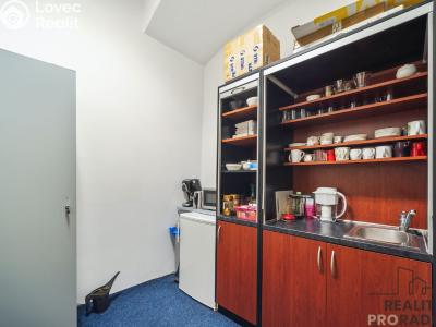 Pronájem kanceláře Pardubice, třída Míru 62 č. 10