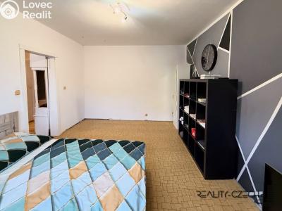 Sale apartment 1+1 Karlovy Vary, Úvalská č. 4