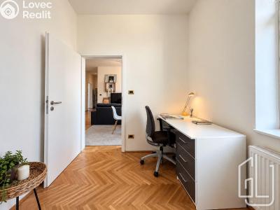 Продаж квартири 3+KK Praha, Holečkova č. 9