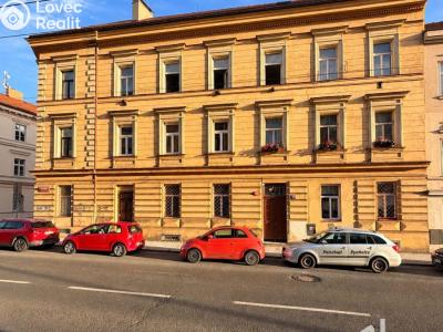 Продаж квартири 3+KK Praha, Holečkova č. 15