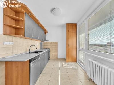 Sale apartment 2+1 Pardubice, Erno Košťála 957 č. 3