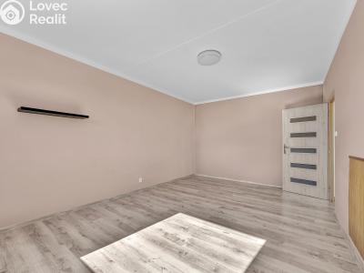 Sale apartment 2+1 Pardubice, Erno Košťála 957 č. 9