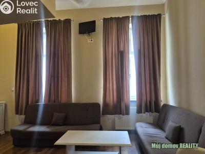 Rent apartment building Praha, Křižíkova č. 3