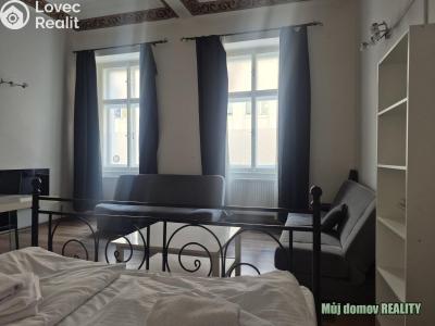 Pronájem činžovního domu Praha, Křižíkova č. 37