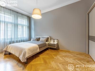 Sale apartment 3+KK Praha, Růžová č. 1