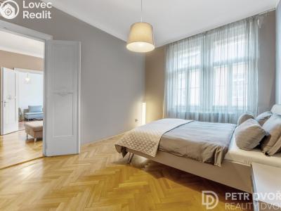 Sale apartment 3+KK Praha, Růžová č. 5