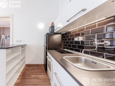 Sale apartment 3+KK Praha, Růžová č. 9