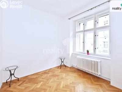 Pronájem bytu 5+KK Praha 6, Kafkova č. 12