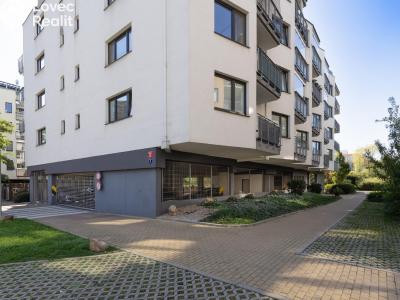 Rent apartment 2+KK Praha, Makedonská č. 24