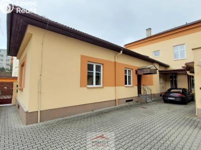 Rent warehouse Valašské Meziříčí, Poláškova č. 3