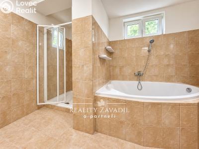 Sale apartment 3+1 Český Těšín, Na Olšinách č. 1