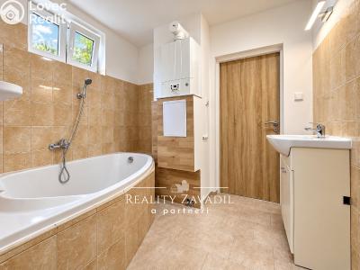 Sale apartment 3+1 Český Těšín, Na Olšinách č. 11