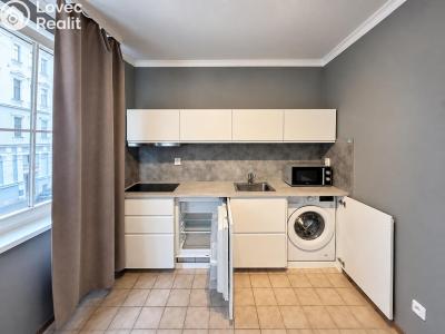 Sale apartment 1+KK Praha, Chelčického č. 10