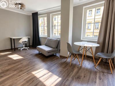 Sale apartment 1+KK Praha, Chelčického č. 12