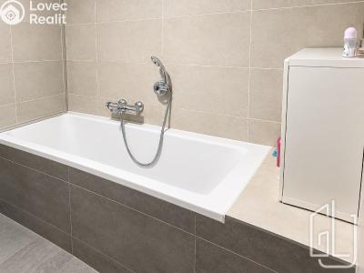 Pronájem bytu 2+KK Praha, Komunardů č. 5