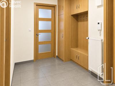 Pronájem bytu 2+KK Praha, Komunardů č. 7