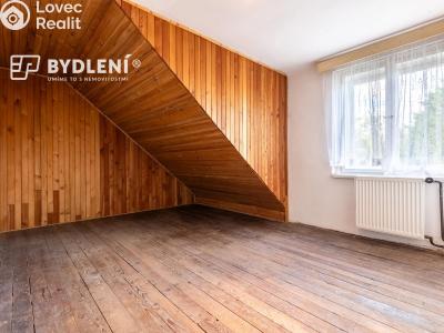 Sale multi-gen house Novosedlice, Husova č. 11