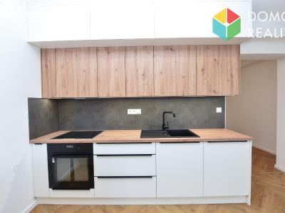 Sale apartment 2+KK Chyňava, Obecní 234 č. 6