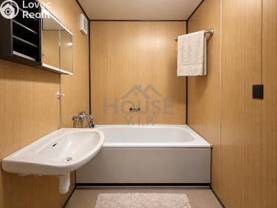 Sale apartment 3+KK Praha, Kpt. Stránského č. 5