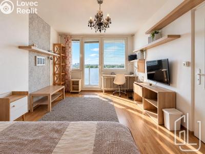 Sale apartment 1+1 Praha, Jabloňová č. 1