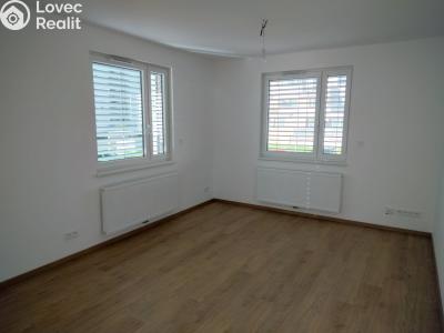 Sale apartment 3+KK Pardubice, U Sportovní školy 377 č. 4